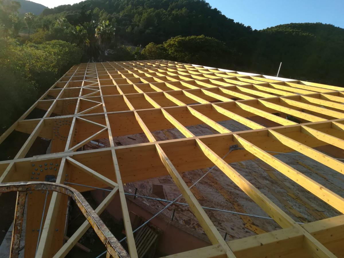 Cubierta a dos aguas – EJESTRU